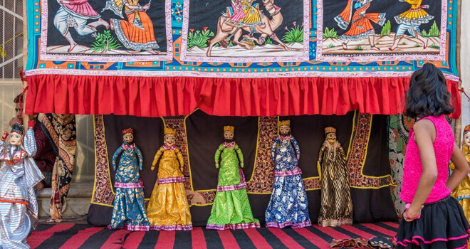 Puppet Show In Narain Niwas Palace